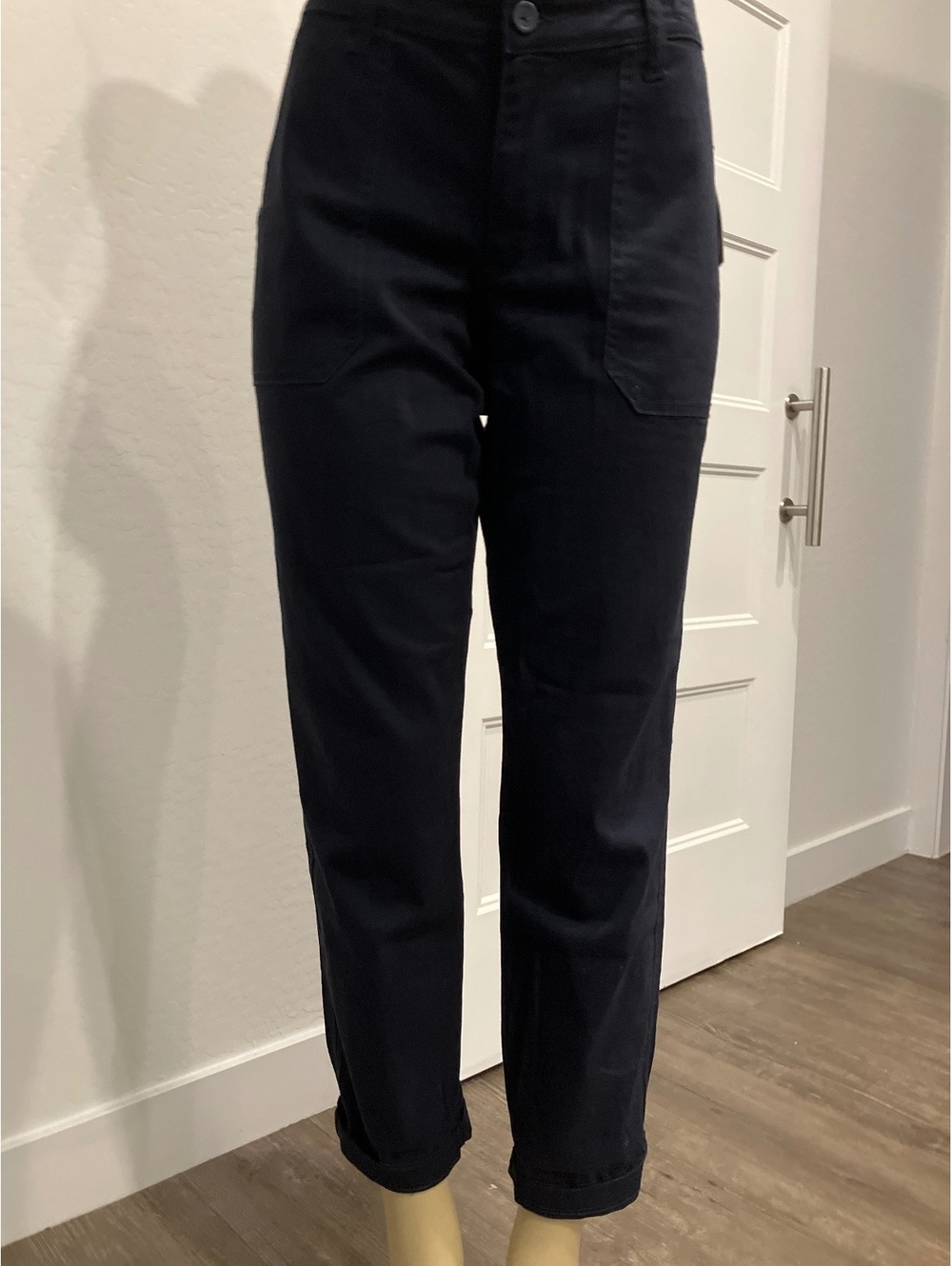 NWT Jones New York Navy Blue Ankle Jeans #393